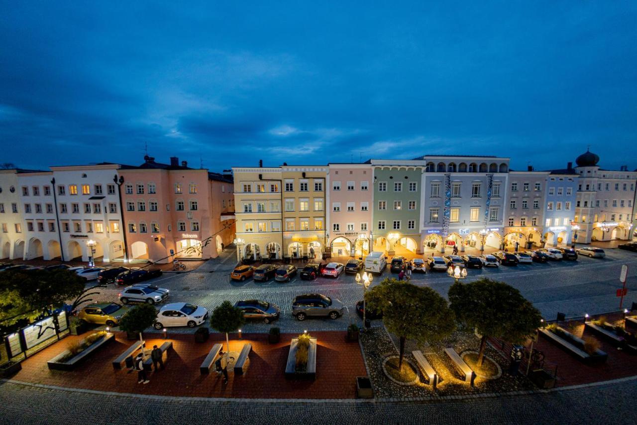 Highlight Am Stadtplatz Muehldorf - C4S Come4Stay - 2 Zimmer Wohnung I Bis Zu 5 Gaeste 外观 照片