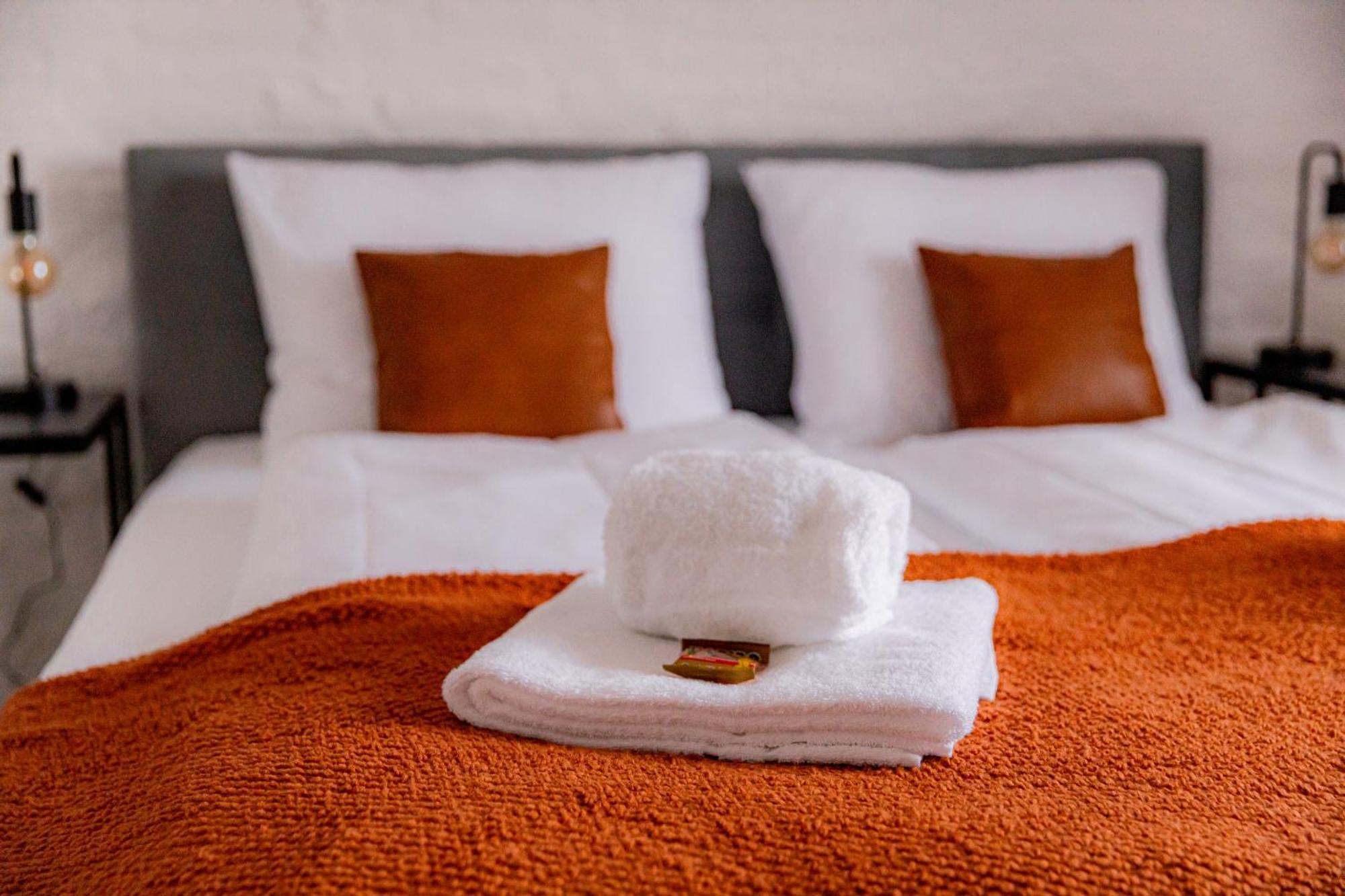 Highlight Am Stadtplatz Muehldorf - C4S Come4Stay - 2 Zimmer Wohnung I Bis Zu 5 Gaeste 外观 照片