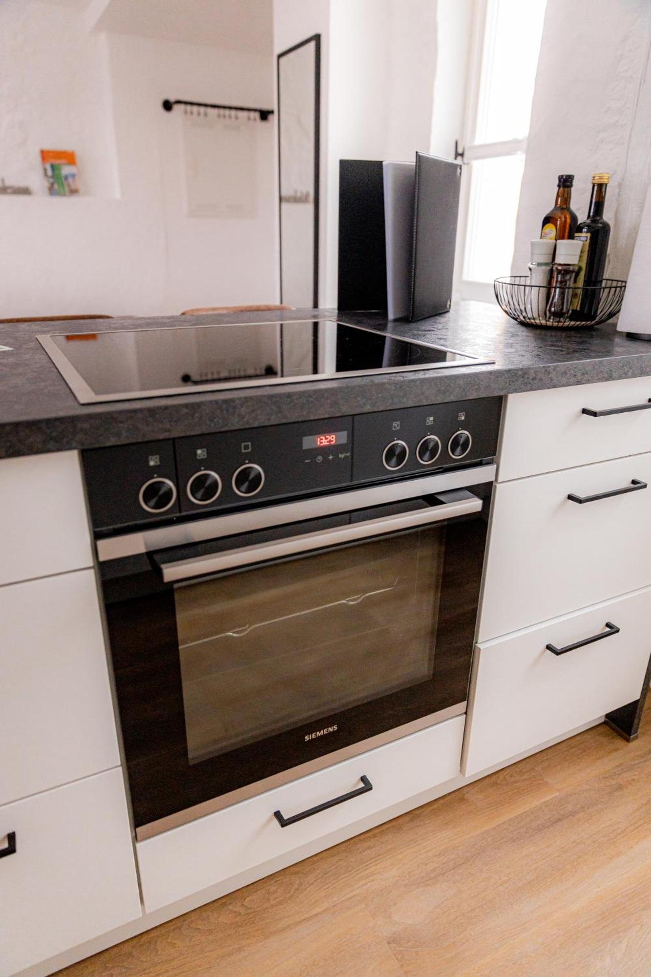 Highlight Am Stadtplatz Muehldorf - C4S Come4Stay - 2 Zimmer Wohnung I Bis Zu 5 Gaeste 客房 照片